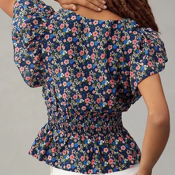 Trovata Birds of Paradis Floral Smocked Blue Pink Peplum Blouse Cap Sleeves - Picture 2 of 10